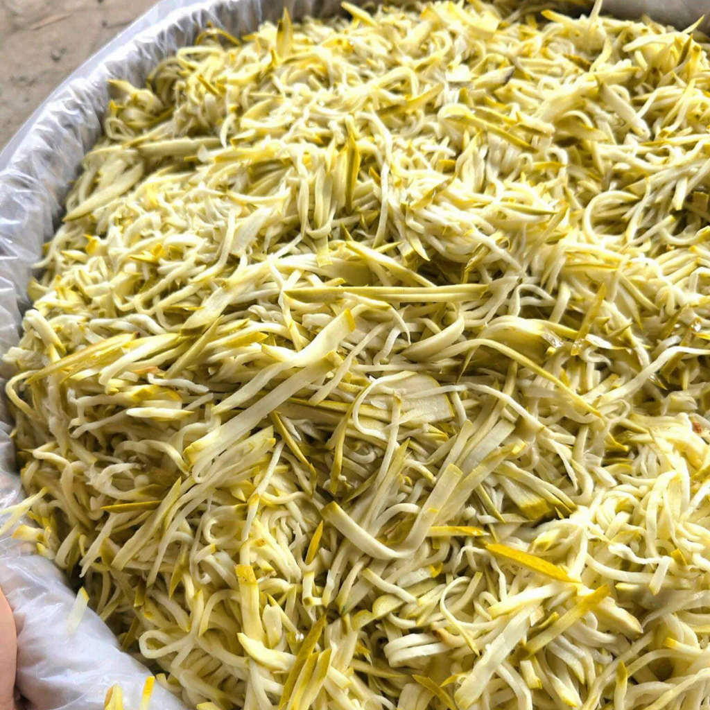 မသန်းသန်းဦး သရက်ချဉ် (150g)